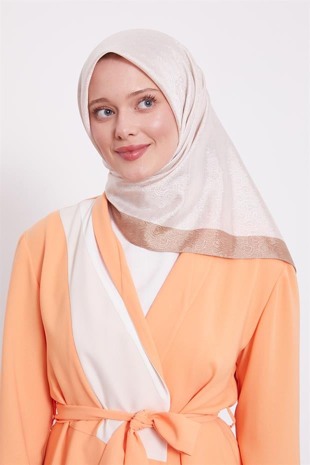 Sütlü Kahve Halka Desen Monogram Eşarp