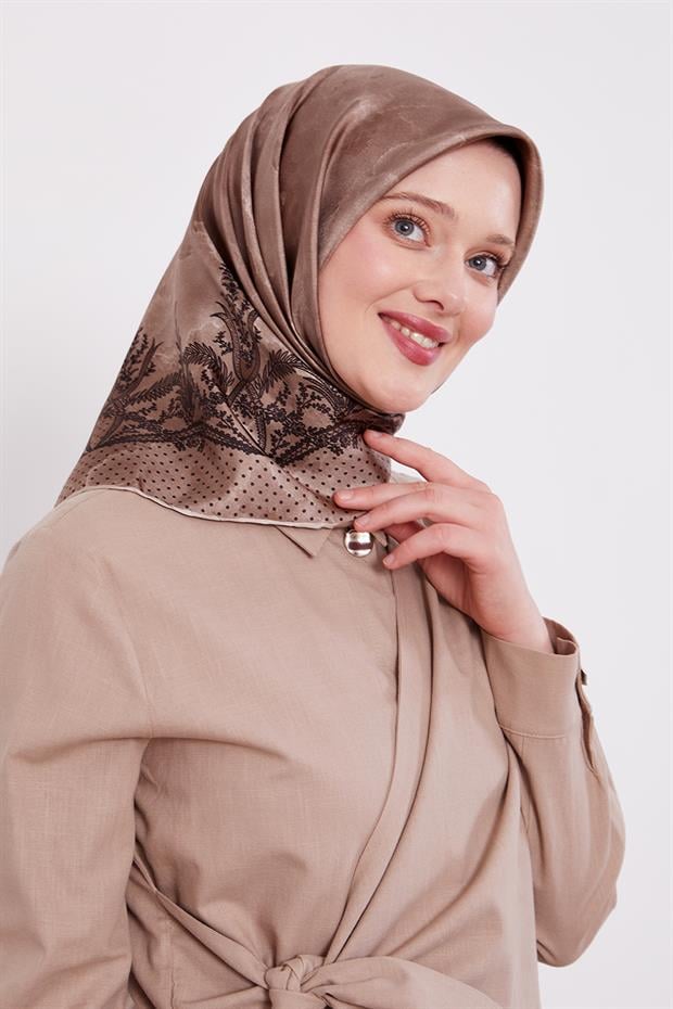 Sütlü Kahve Kenar Benekli Twill İpek Eşarp