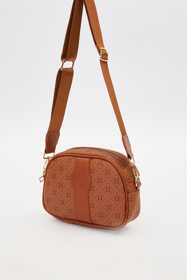 Taba Dikey Şerit Detaylı Omuz Çantası