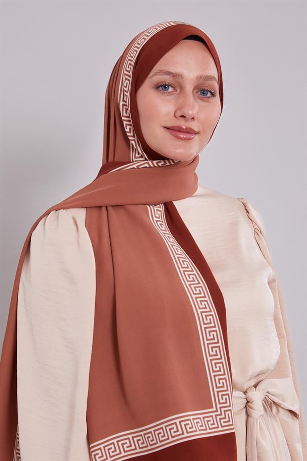Taba Labirent Desen Medine İpeği Şal