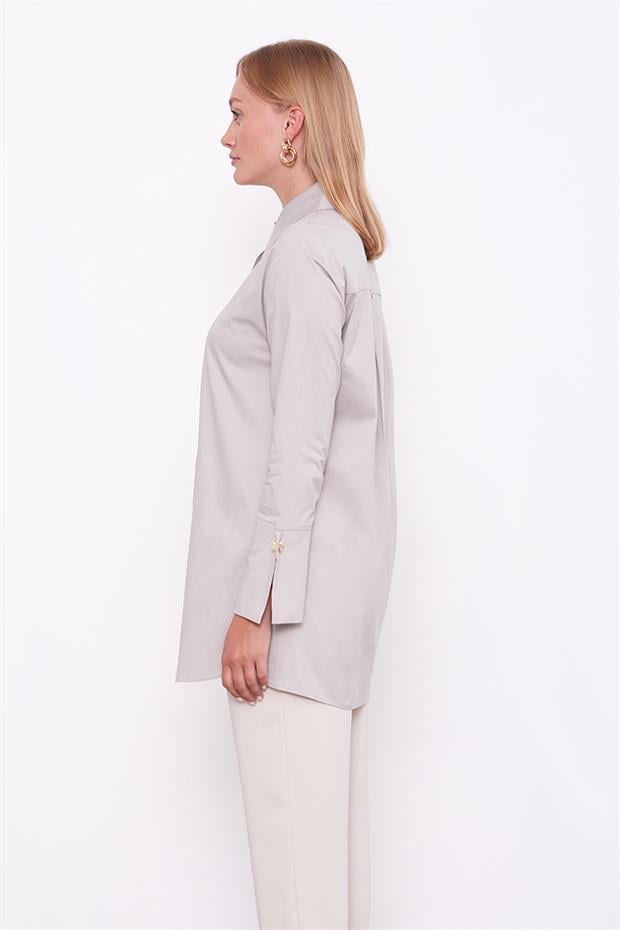 Taş Broş Düğme Detaylı Gömlek