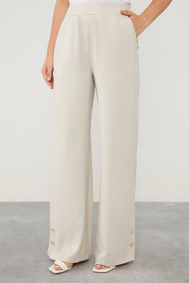 Taş Düğme Detaylı Bisiklet Yaka İkili Takım