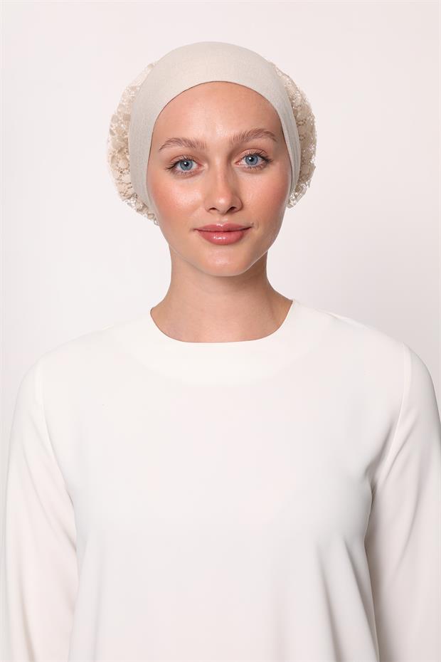 Taş Klipsli Silikonlu Dikişsiz Fırfır Bone