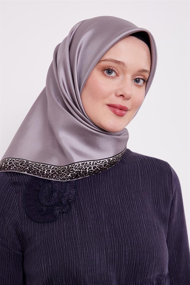 Taş Şerit Leopar Desen Twill İpek Eşarp