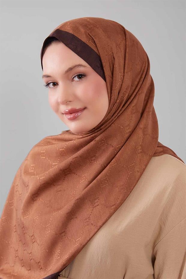 Toprak Petek İşlemeli Monogram Şal