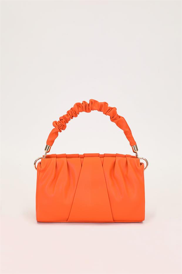 Turuncu Büzgü Detaylı El Çantası