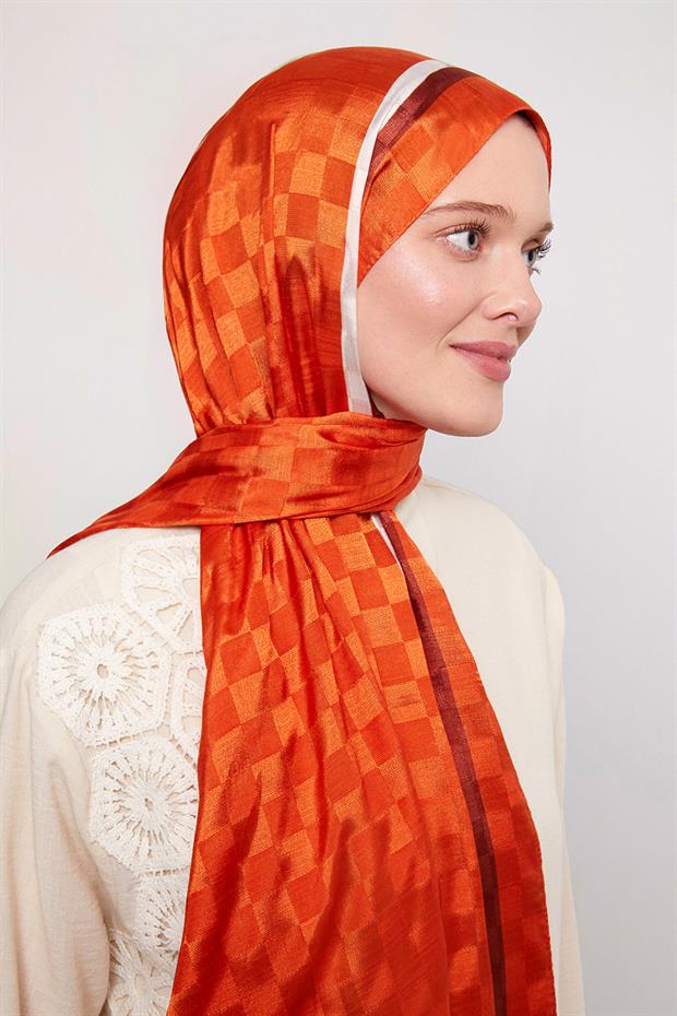 Turuncu Çizgili Dama Desen Monogram Şal