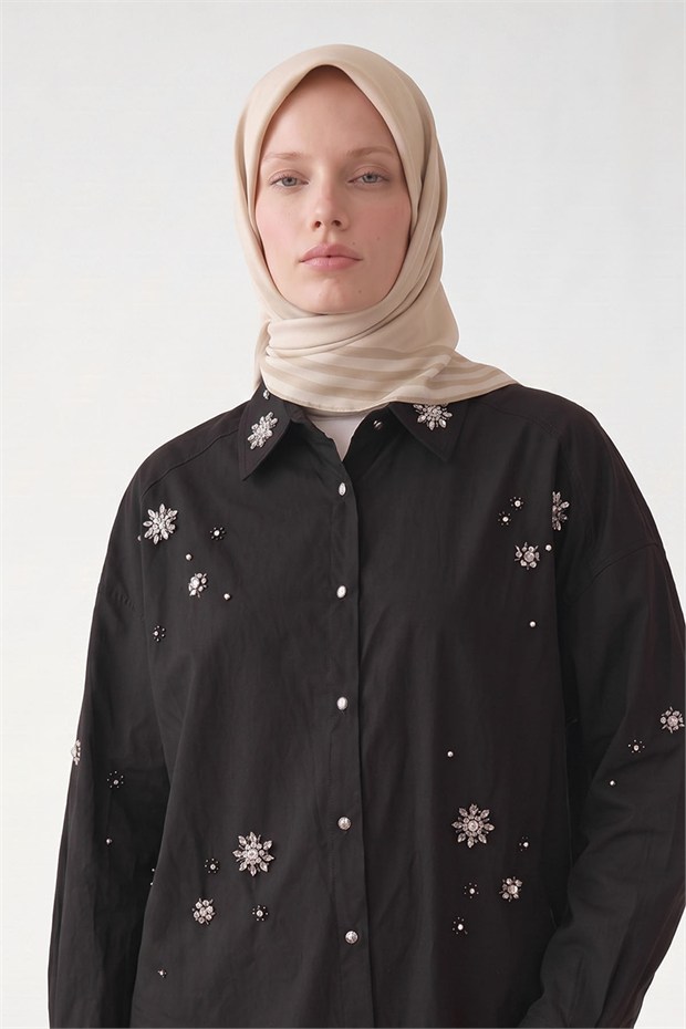 Üç Çizgi Detaylı Twill İpek Eşarp Krem