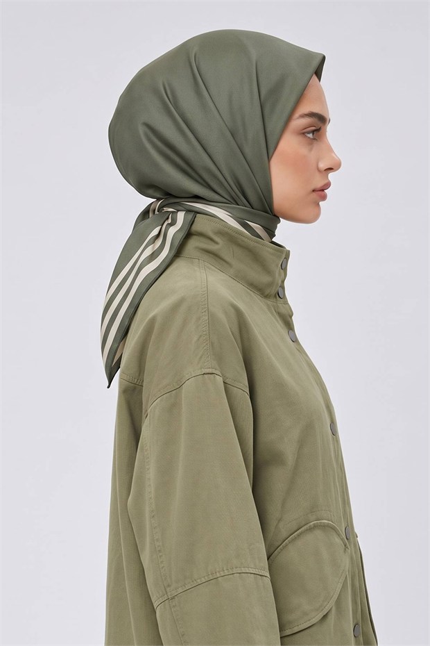 Üç Çizgi Detaylı Twill İpek Eşarp Yeşil