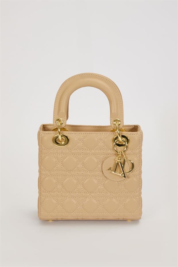 Vizon Anahtarlıklı Kapitone El Çantası