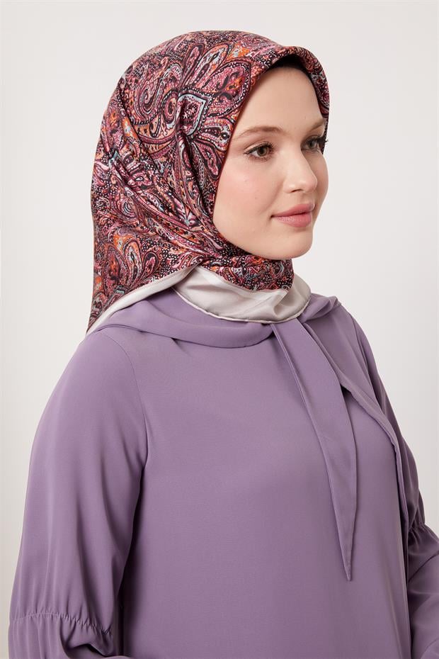 Vizon Etnik Desen Twill İpek Eşarp
