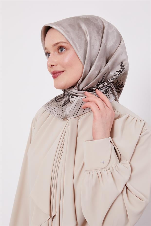 Vizon Kenar Benekli Twill İpek Eşarp