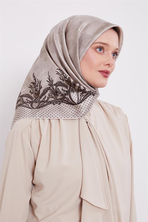 Vizon Kenar Benekli Twill İpek Eşarp