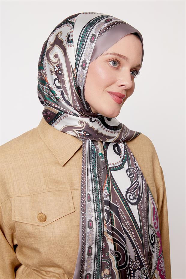 Vizon Kenar Desen Hint İpeği Şal