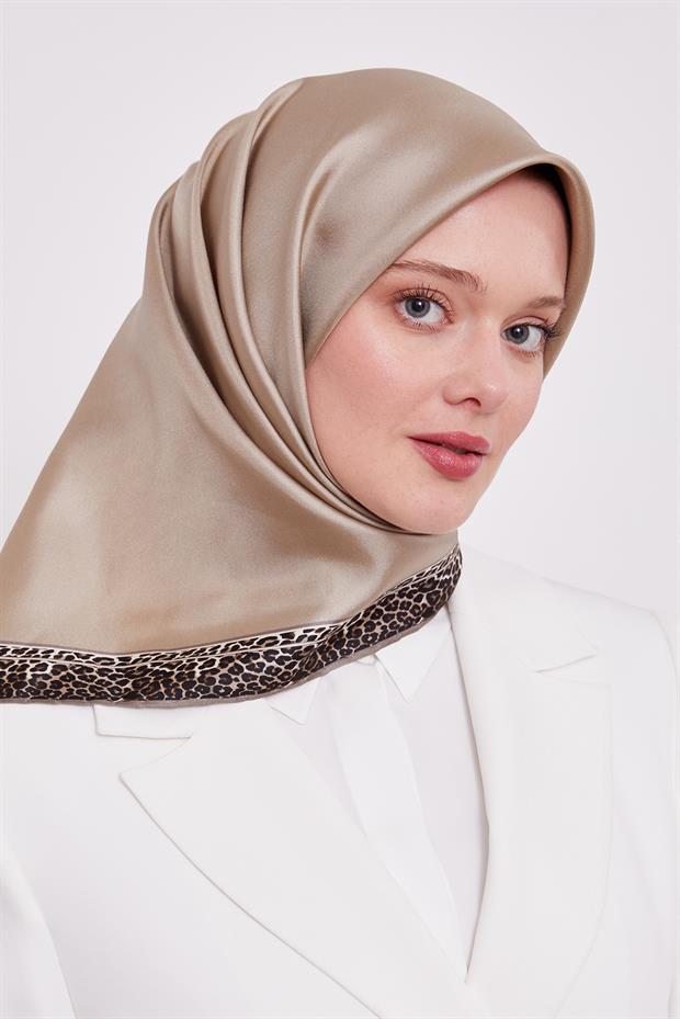 Vizon Şerit Leopar Desen Twill İpek Eşarp