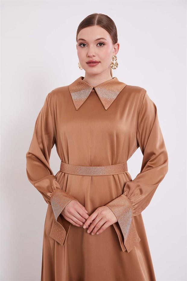 Vizon Taş Detaylı Saten Elbise