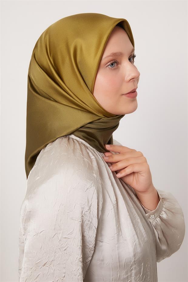 Yağ Yeşili Geçişli Twill İpek Eşarp