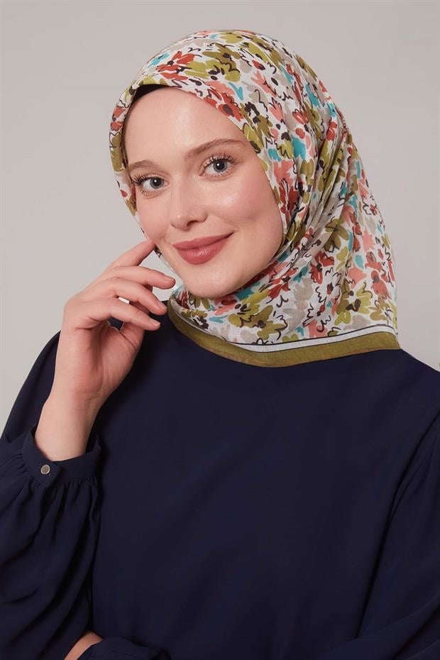Yağ Yeşili Karışık Çiçek Desen Soft Eşarp