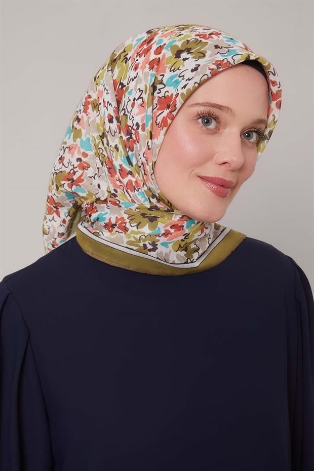 Yağ Yeşili Karışık Çiçek Desen Soft Eşarp