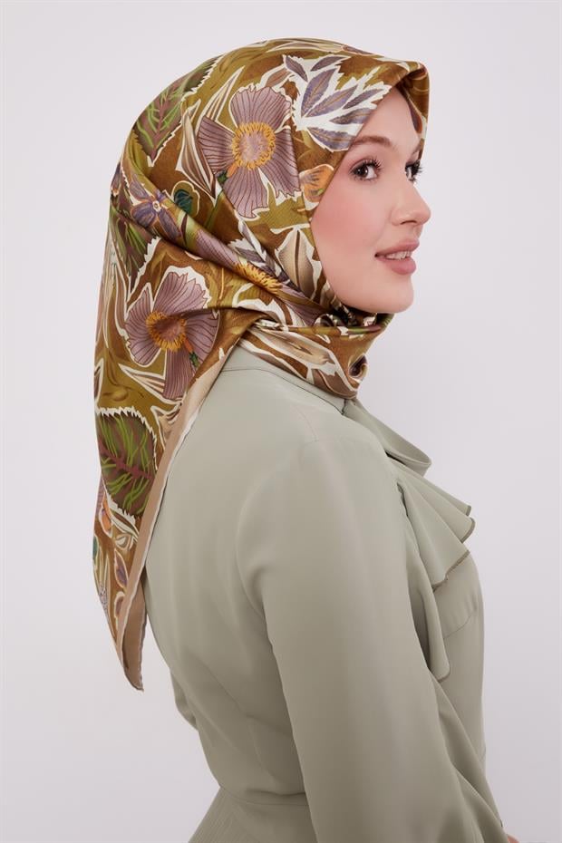 Yağ Yeşili Petunya Desen Twill İpek Eşarp