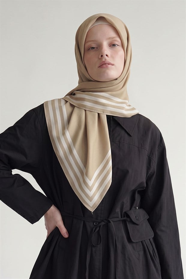 Yağ Yeşili Üç Çizgi Detaylı Twill İpek Eşarp