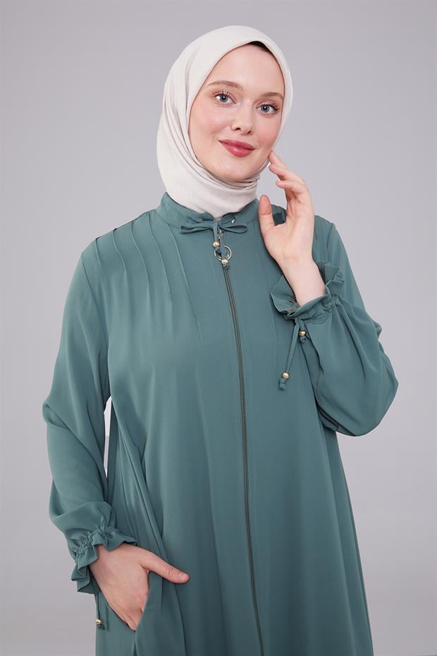 Yaka Dikiş Detaylı Ferace