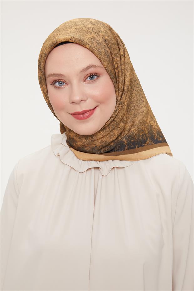 Yavruağzı Ebruli Aura Eşarp