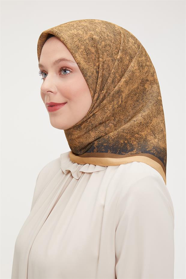 Yavruağzı Ebruli Aura Eşarp