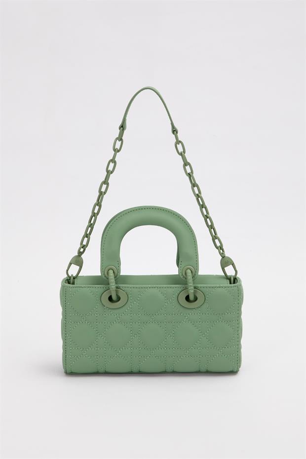Yeşil Zincir Aksesuarlı Kapitone El Çantası