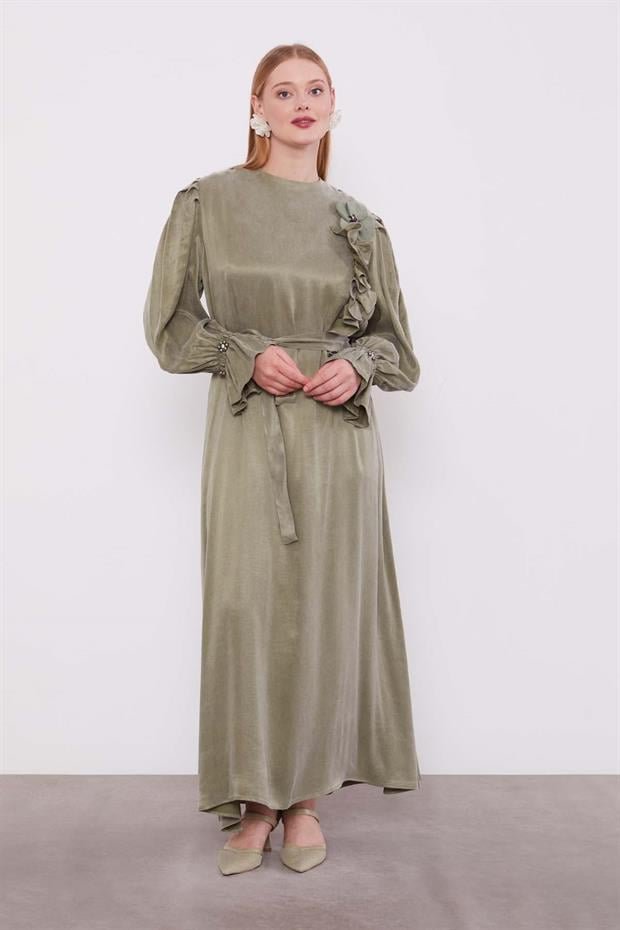 Yeşil ÇİÇEK AKSESUARLI ELBİSE