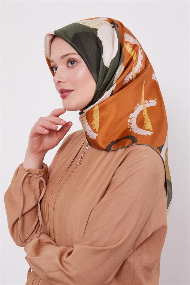 Yeşil Yuvarlak Desen Twill İpek Eşarp