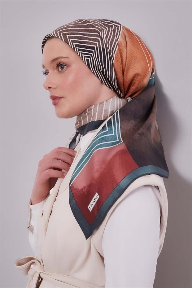 Yeşil Desenli Twill İpek Eşarp