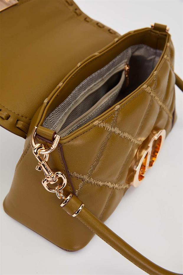 Yeşil Geniş Taban Kapitone Omuz Çantası