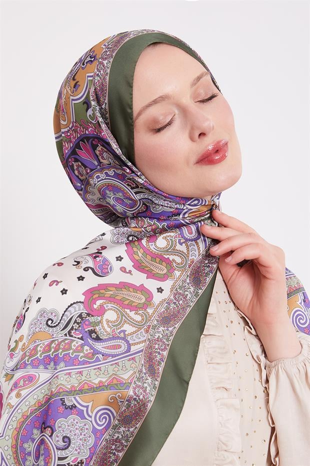 Yeşil Karışık Desenal Hint İpeği Şal