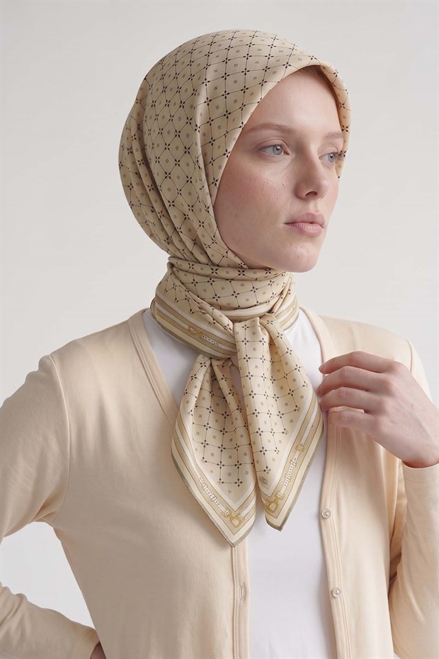 Yeşil Kemer Detaylı Twill İpek Eşarp