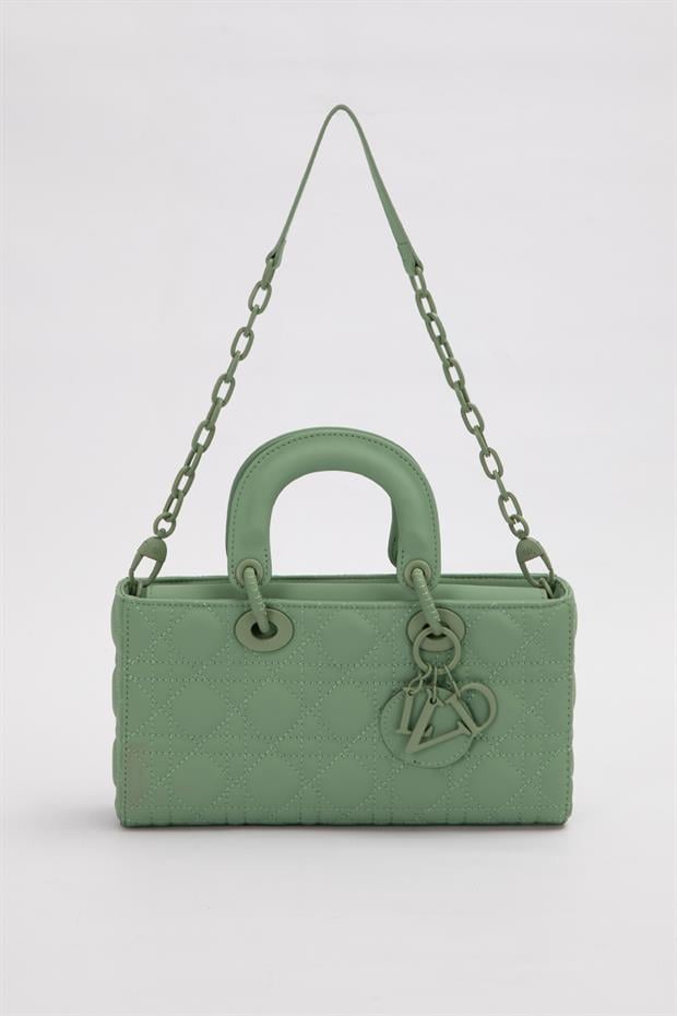 Yeşil Logo Aksesuar Zincirli Omuz Çantası