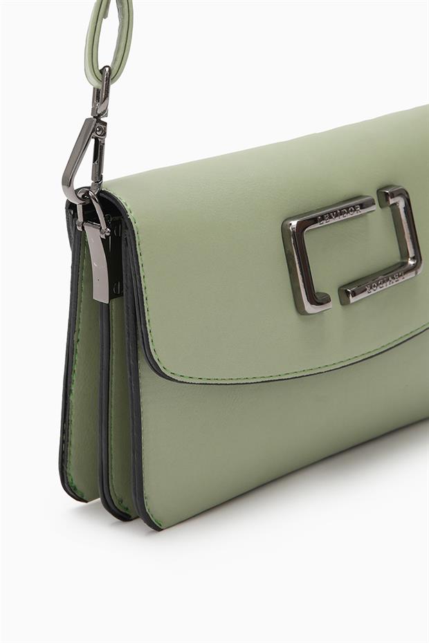 Yeşil Metal Logolu Omuz Çantası