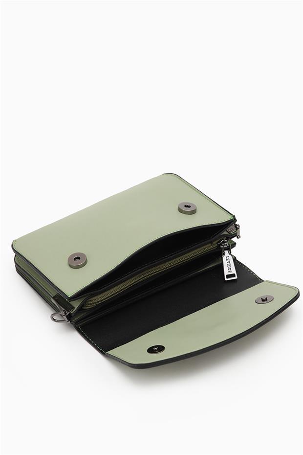 Yeşil Metal Logolu Omuz Çantası