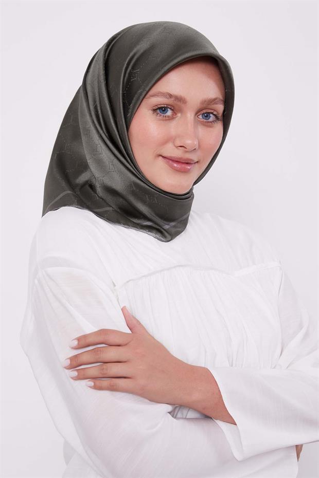 Yeşil Petek Desen Monogram İpek Eşarp