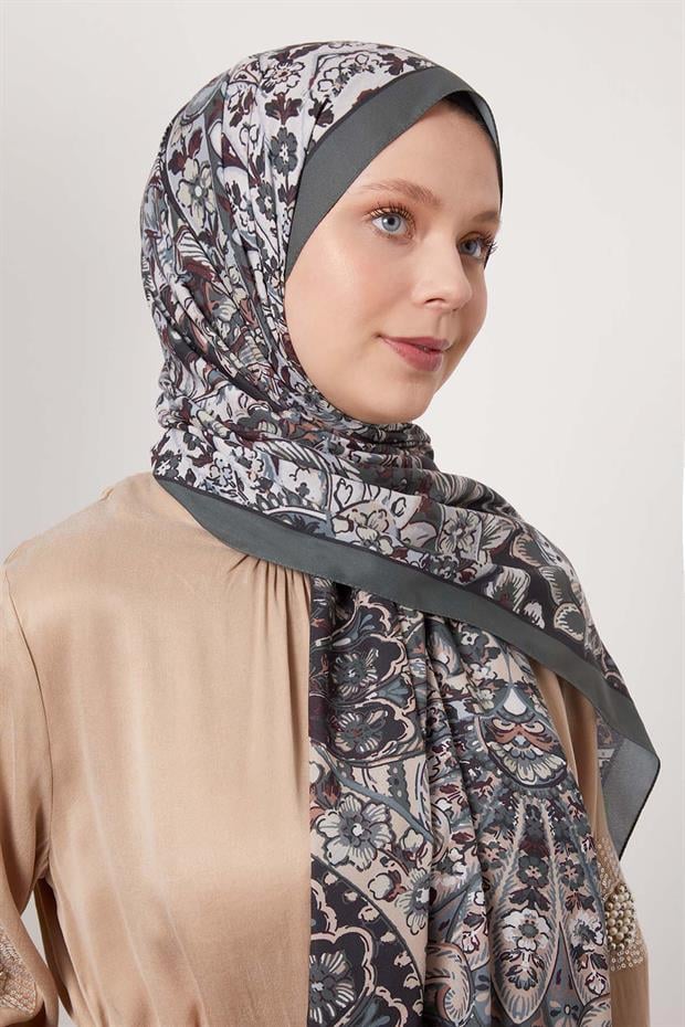 Yeşil Soyut Çiçek Desen Love Şal