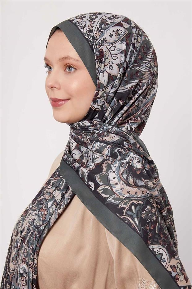 Yeşil Soyut Çiçek Desen Love Şal