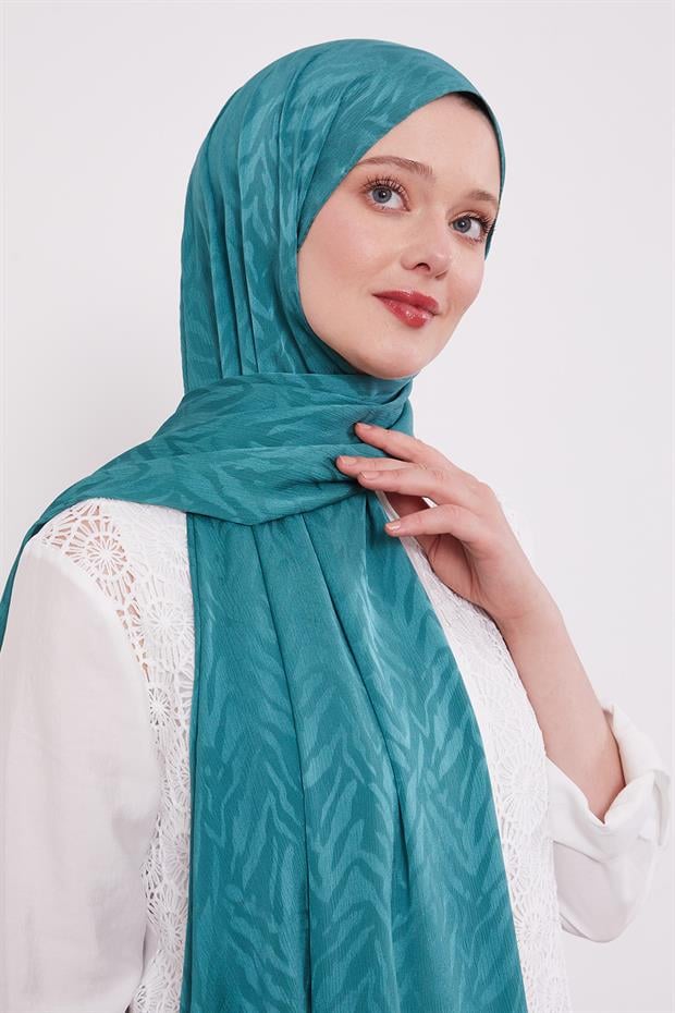 Yeşil Soyut Yaprak Desen Jakar Capri Şal