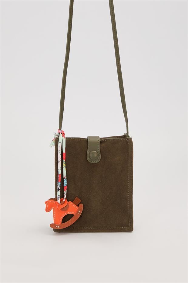 Yeşil Süet Uzun Askılı Omuz Çantası