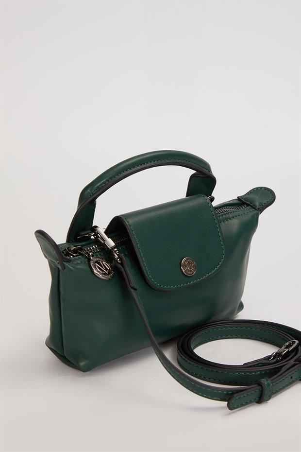 Yeşil Üst Kapama Detaylı El Çantası