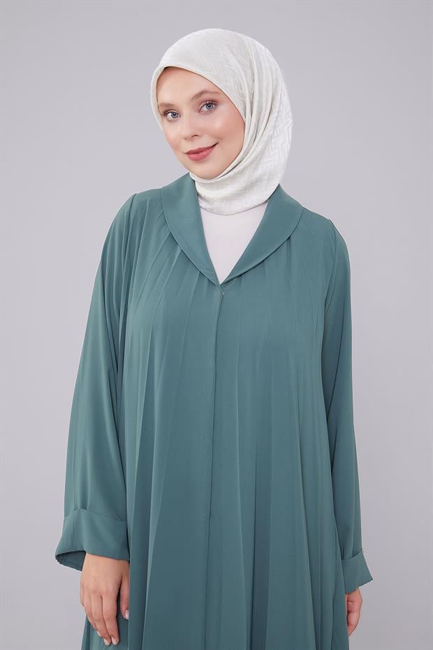 Yeşil Yaka Detaylı Ferace