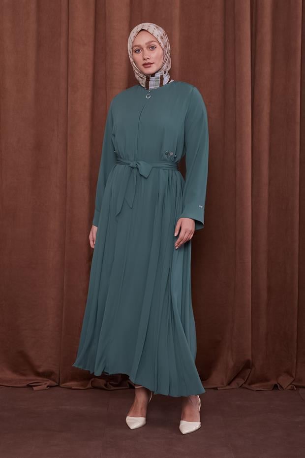 Yeşil Yanları Pileli Düğme Detaylı Ferace