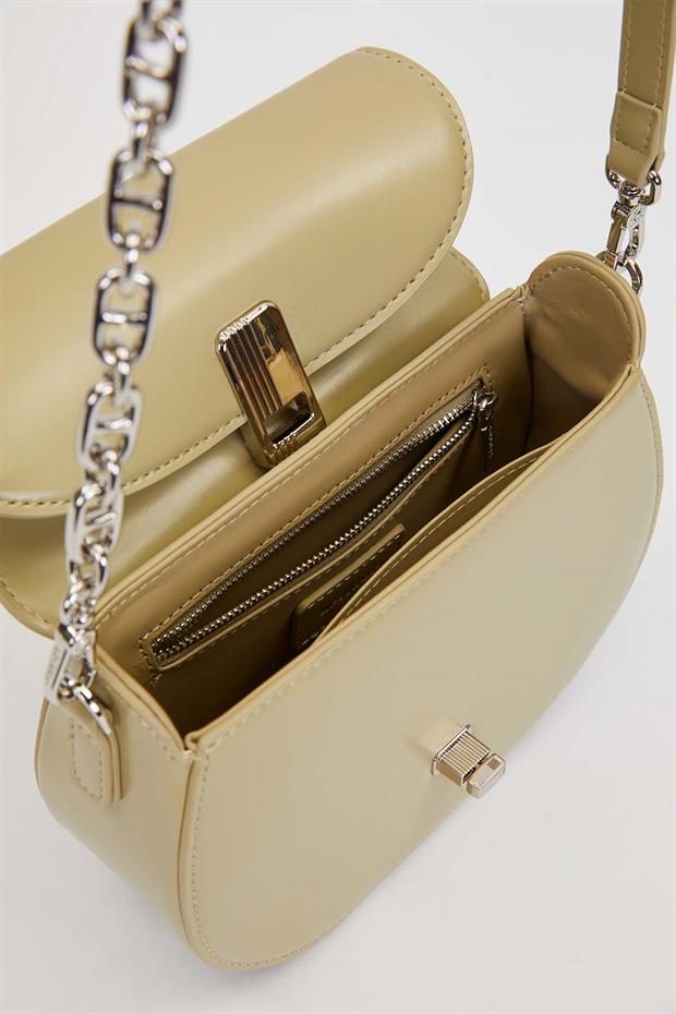 Yeşil Zincir Askı Detaylı El Çantası