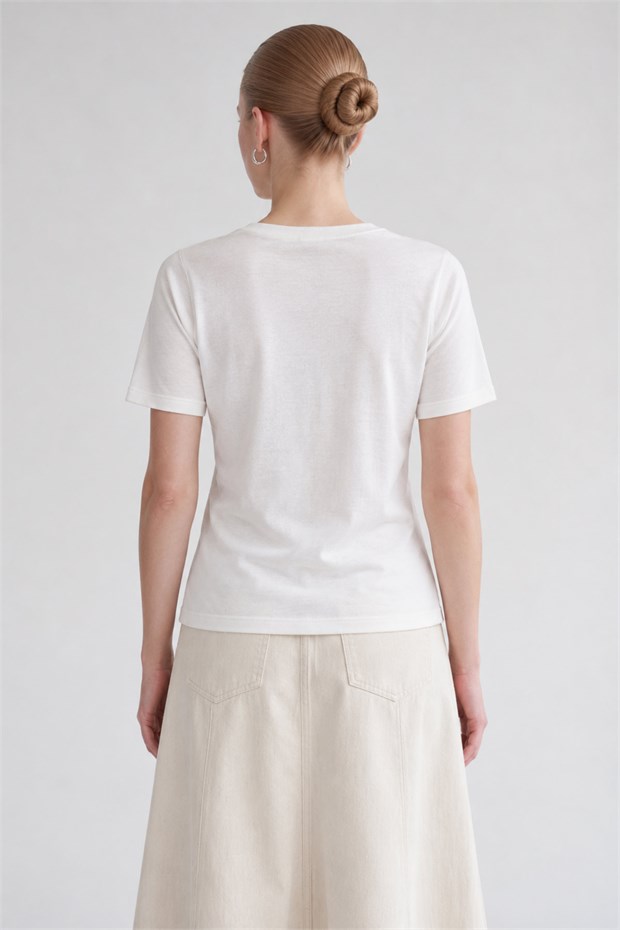 Yuvarlak Yaka Basic T-shirt Beyaz