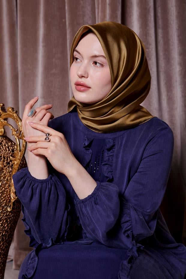 Zeytin Yeşili Çift Taraflı Twill İpek Eşarp