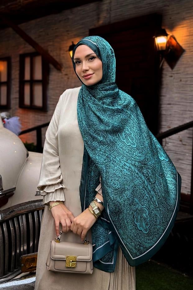 Zümrüt Yeşili Baskılı Hint İpeği Şal